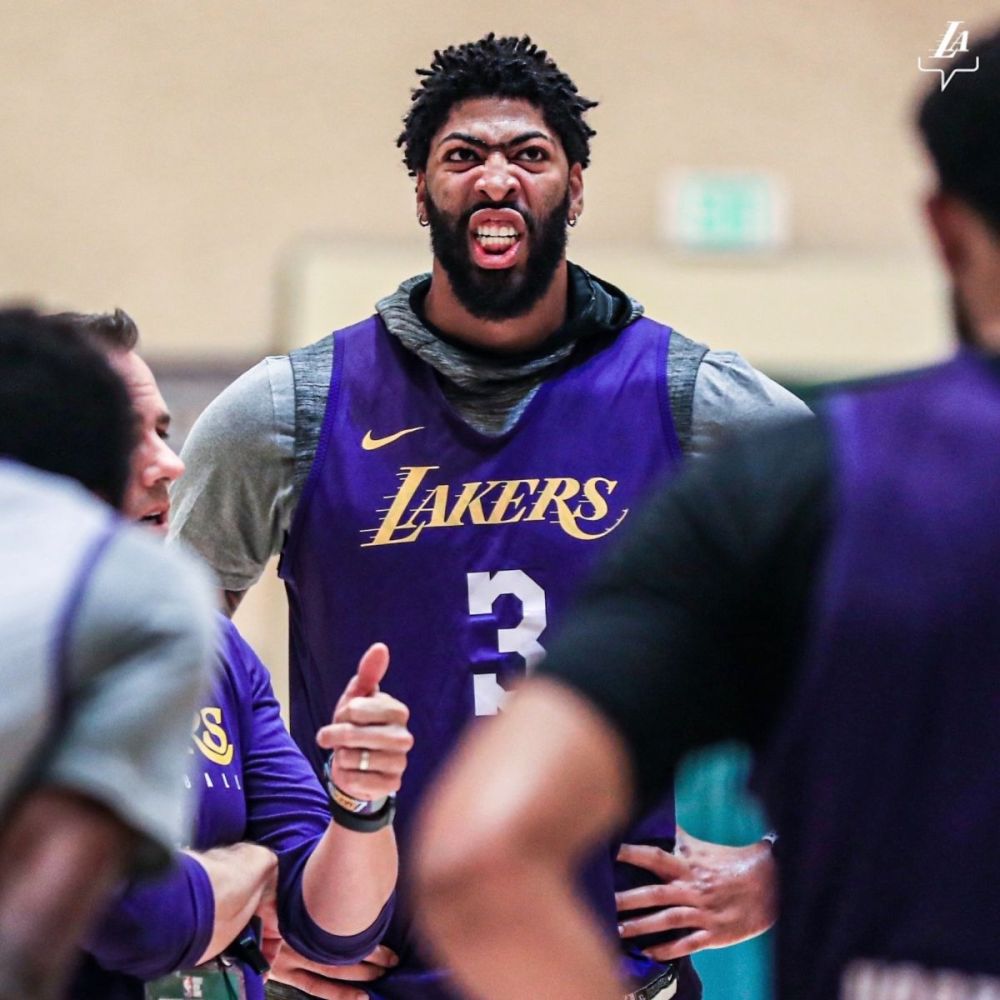 AYX-Faker赛事官方发布爆冷新规，湖人争议不断！的简单介绍